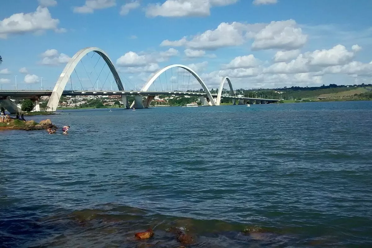 Ponte Juscelino Kubitschek em Brasília — Sugar Dating no Bebaby