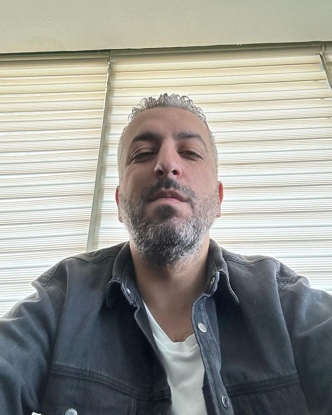 Retrato representando Antônio em Curitiba — depoimento Bebaby