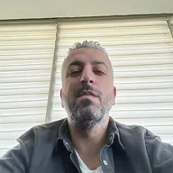 Retrato representando Antônio em Curitiba — depoimento Bebaby