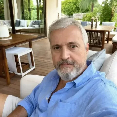 Rricardo, Sugar Daddy em Campinas no Bebaby